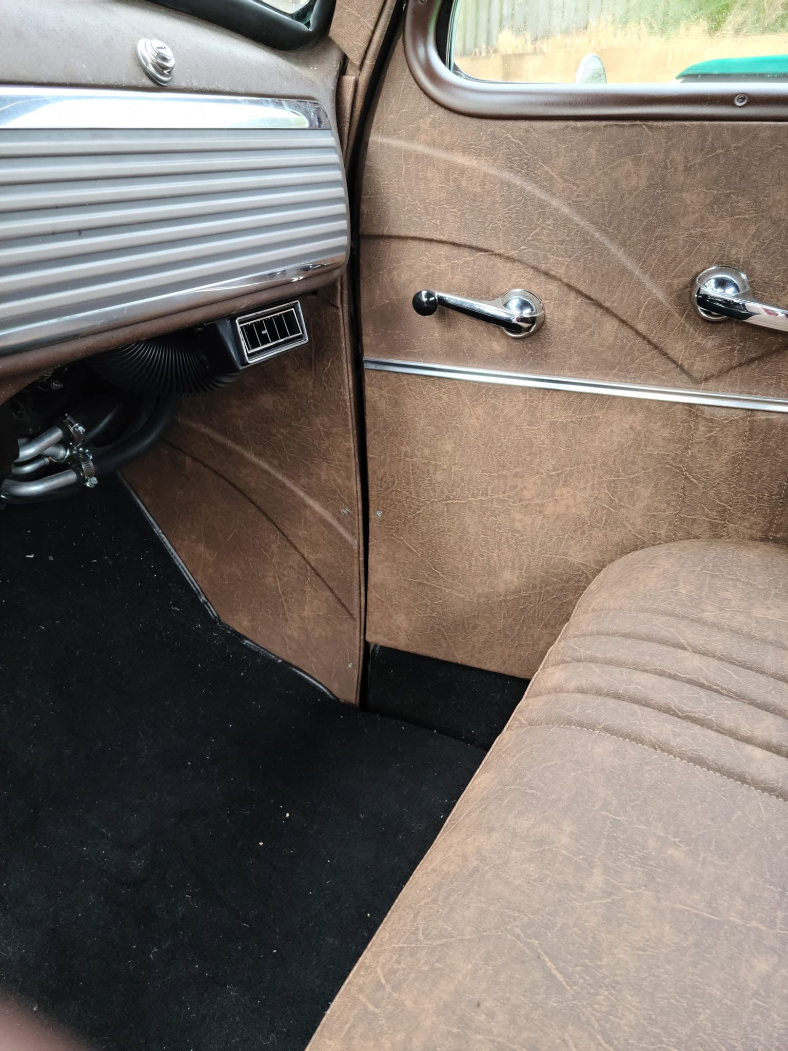 Classic truck tuck-and-roll bench seat in brown
